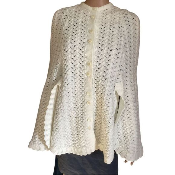 Vintage Beautiful Boho Knit Cape M - Picture 1 of 8